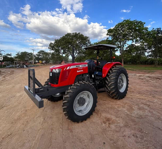 Trator Massey Ferguson 4408